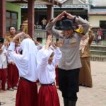 Kunjungi SDN 1 Bareng, Kapolres Ponorogo Berikan Edukasi Larangan Bullying